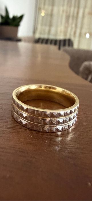 Золотое кольцо белое и желтое 22 размер