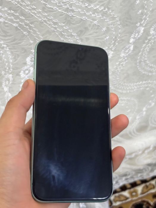 Продам айфон 11,64гб