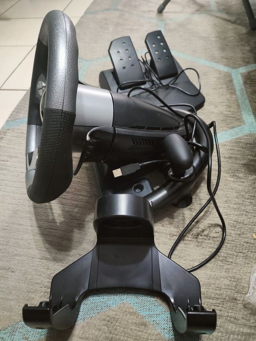 Продам Игровой контроллер Defender Forsage GTR