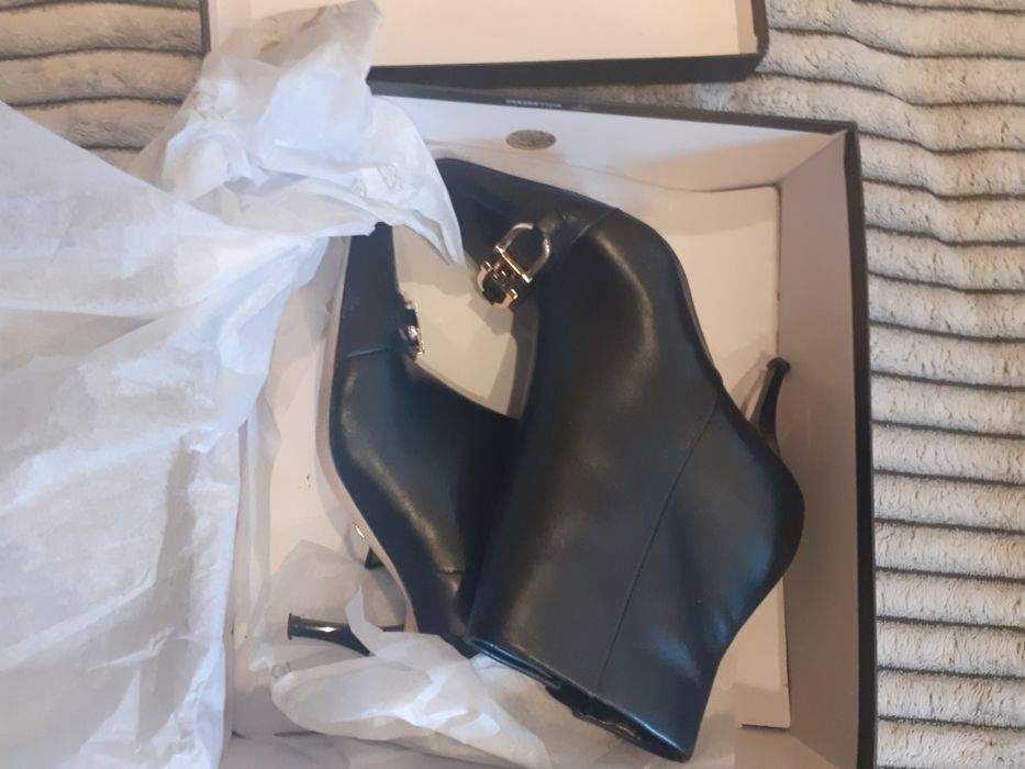 Кожени боти guess 37