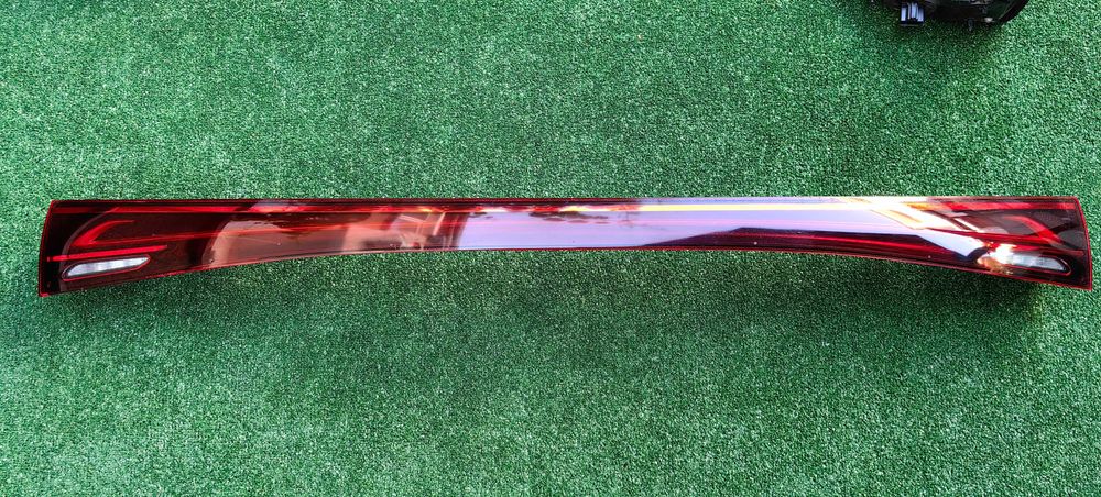 Централен стоп за Mercedes EQS / Мерцедес Екюес