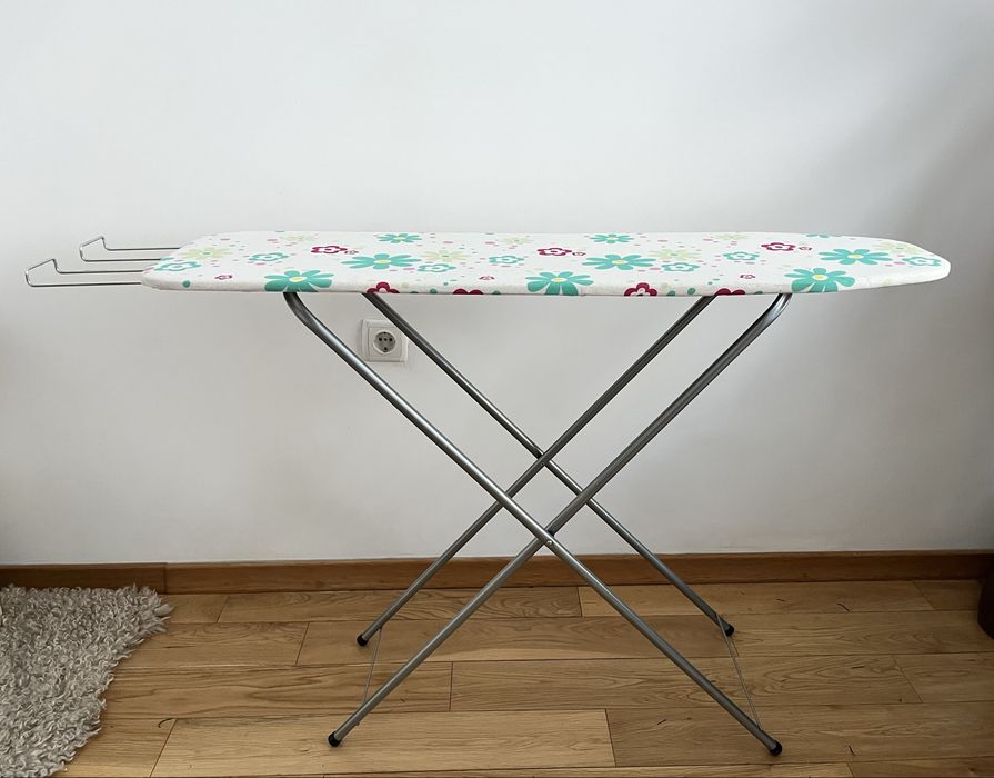 Ютия Philips Comfort GC1434 с дъска за гладене