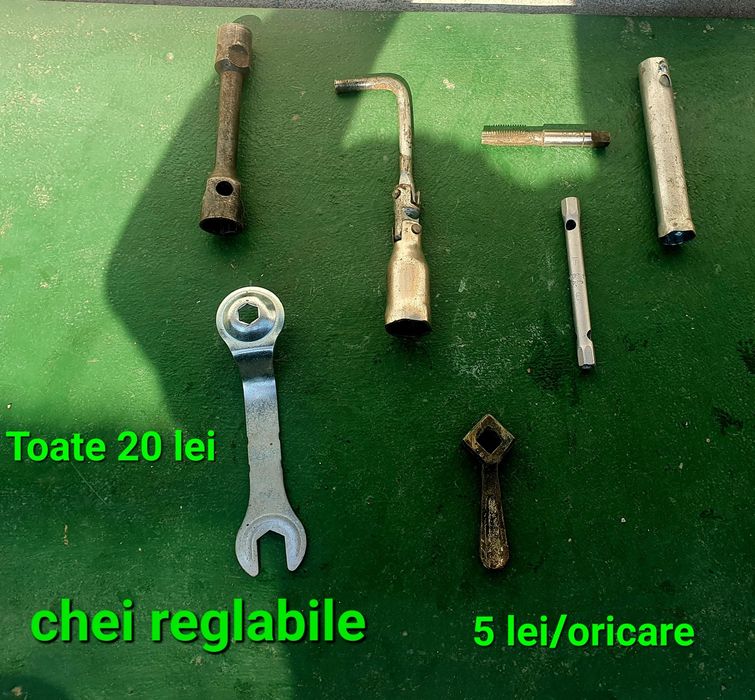 Chei diferite (det.in Foto)