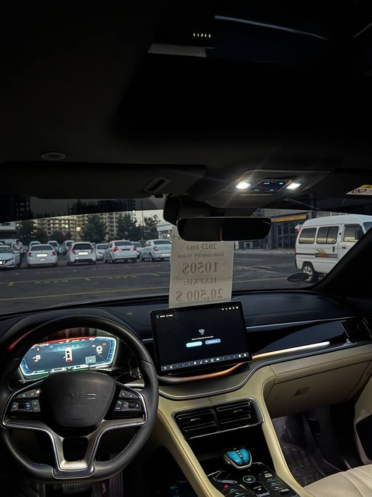 BYD Song plus Gibrid 11KM 900$ Blan