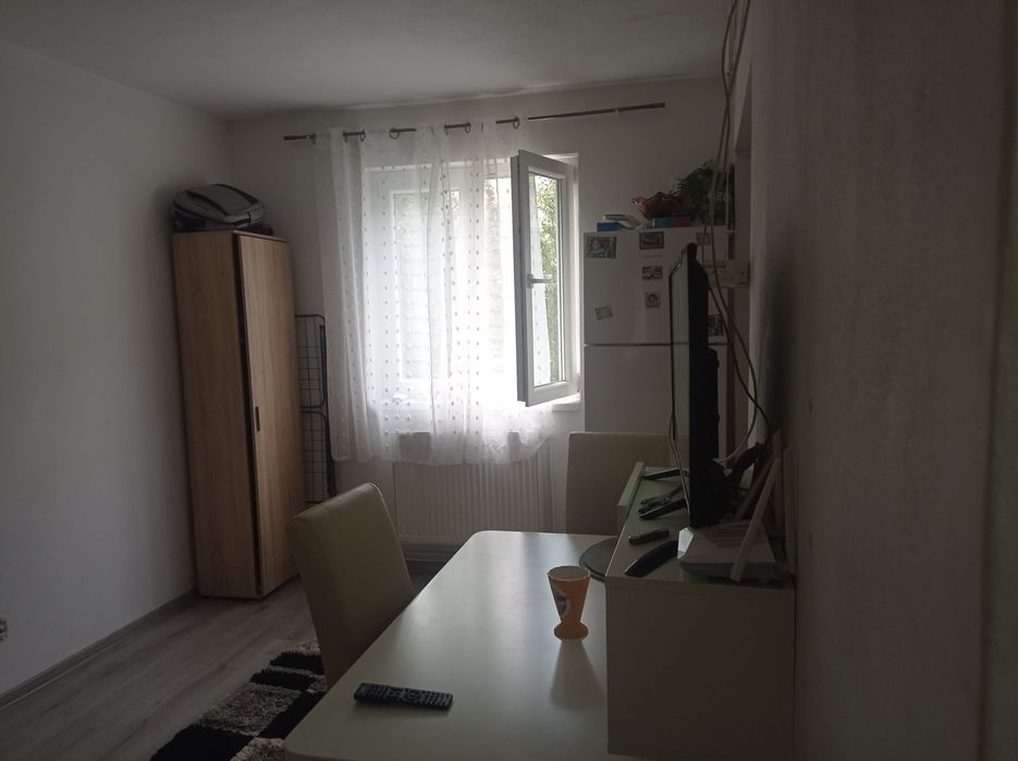 Apartament de vânzare  2 camere, etaj 1 Țiglari