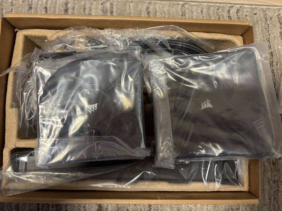 NOU! Cooler Corsair 240mm iCue H100i RGB Elite