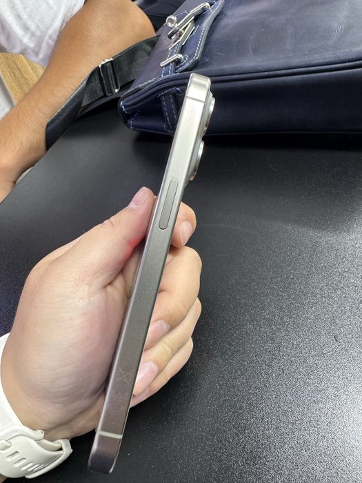 Iphone 15 pro без ремонта акб 86