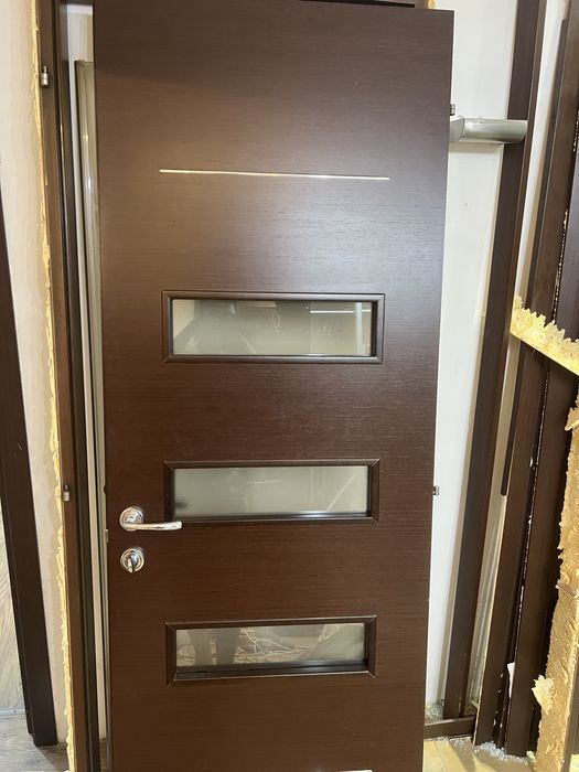 Продам двери межкомнатные