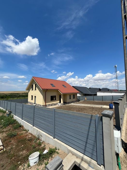 Casa cu mansarda
