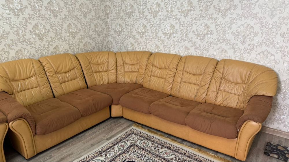 Угловой диван с креслом