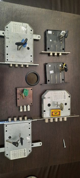 Продам замки  продам замки