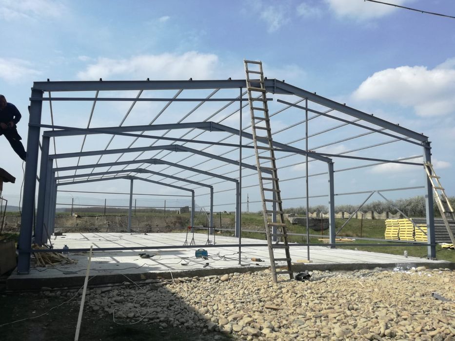 Ferme Metalice 10cu28m structura metalica din profile 220custalpi 240