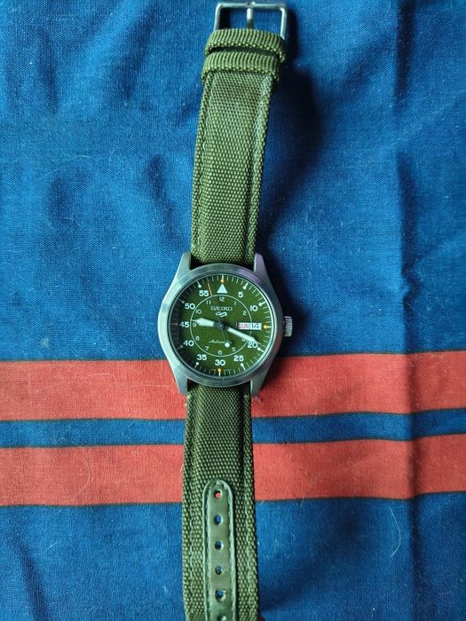 Vând ceas Seiko 5 automatic