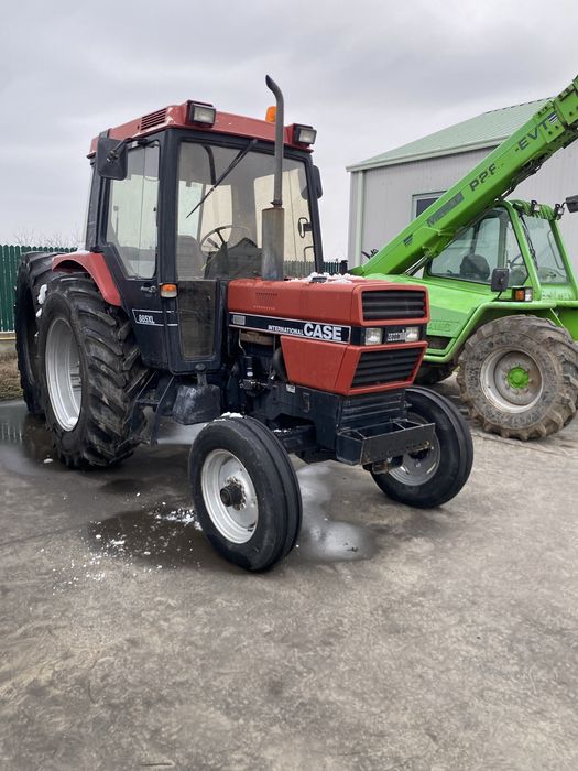 Tractor Case 885XL