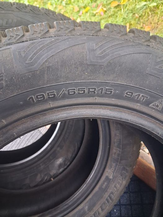 Продам зимнюю резину