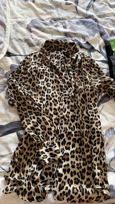 Отдам женские вещи