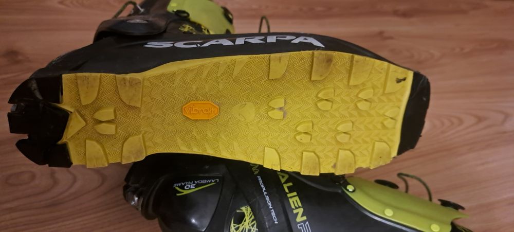 Clapari  ski de tura Scarpa Alien Rs