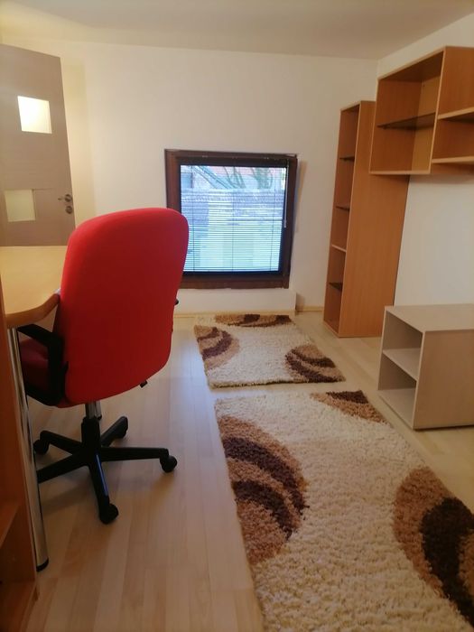 Proprietar inchiriez apartament in Piata Balcescu vis-a-vis de Grigore Moisil
