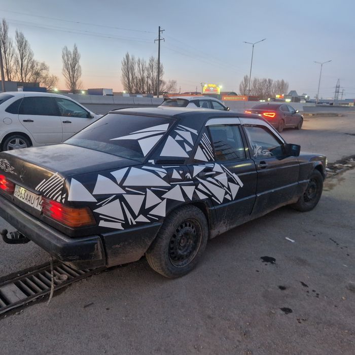 Мерседес бес 190