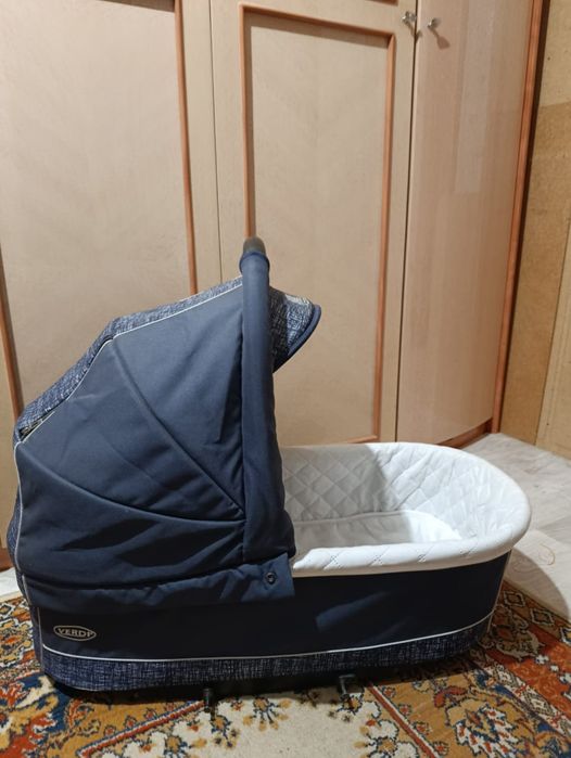 Продам Коляску 3 в 1