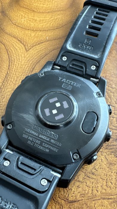 Продам часы Garmin Tactix 7