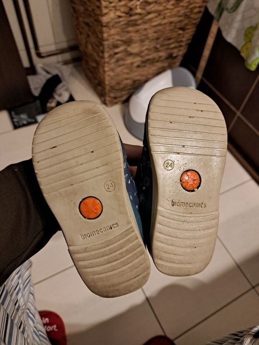 Adidasi Biomecanics copii marimea 24 stare buna