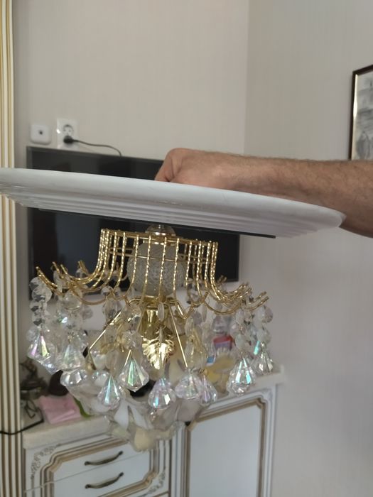 Продаю зеркальную люстру