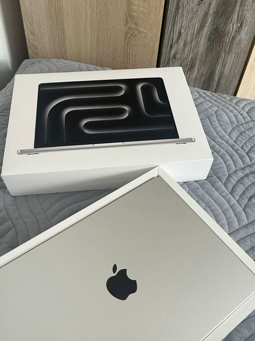 Macbook pro m3 pro 16/512 full komplekt