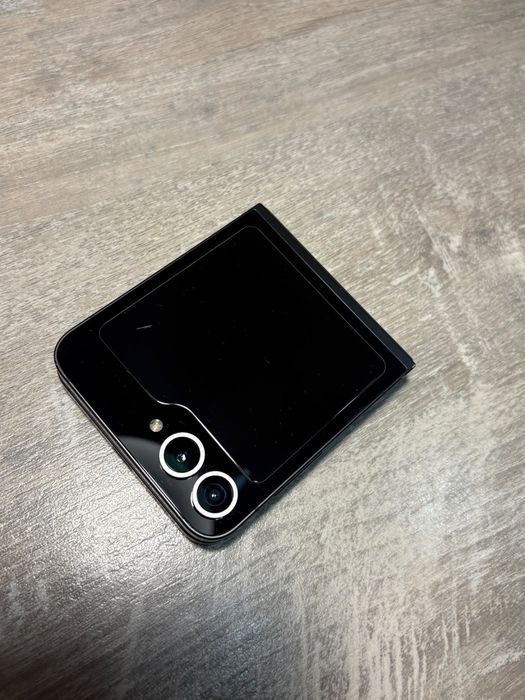 Vand Samsung  Z flip 6