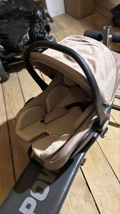 Carucior bebe 3in 1