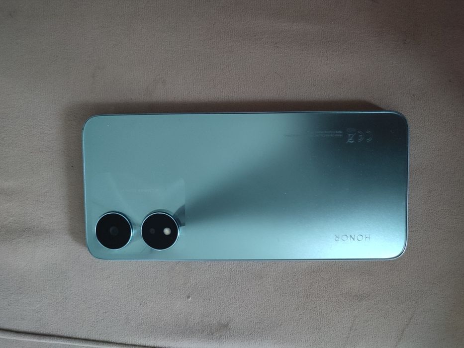 Продам смартфон Honor X5plus