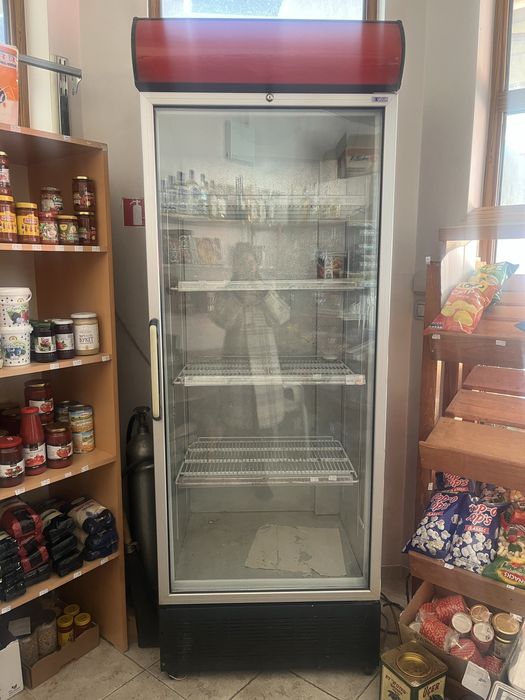 Хладилни витрини