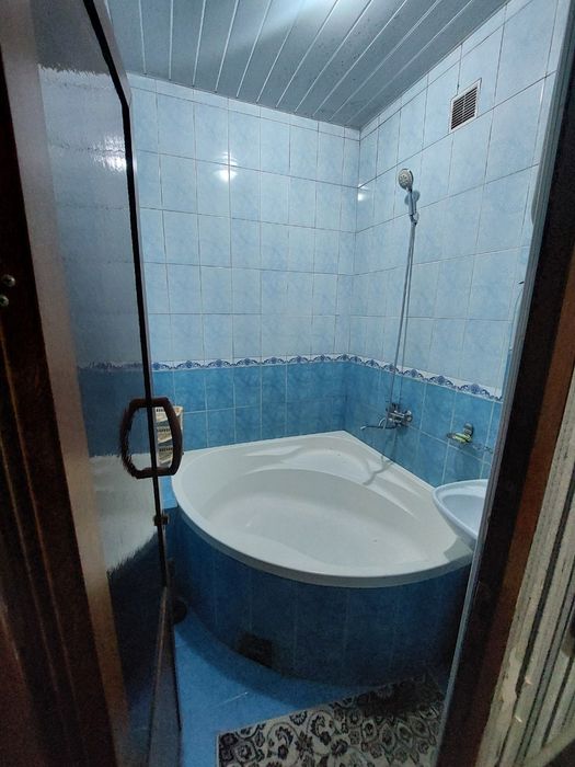 kvartira chilonzor 1ta bolaga student yoki ishledigan xorazmiy kurugda