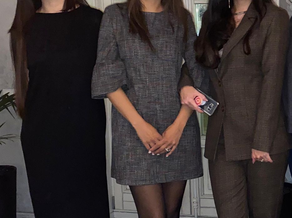 Короткое платье 42-44 р.