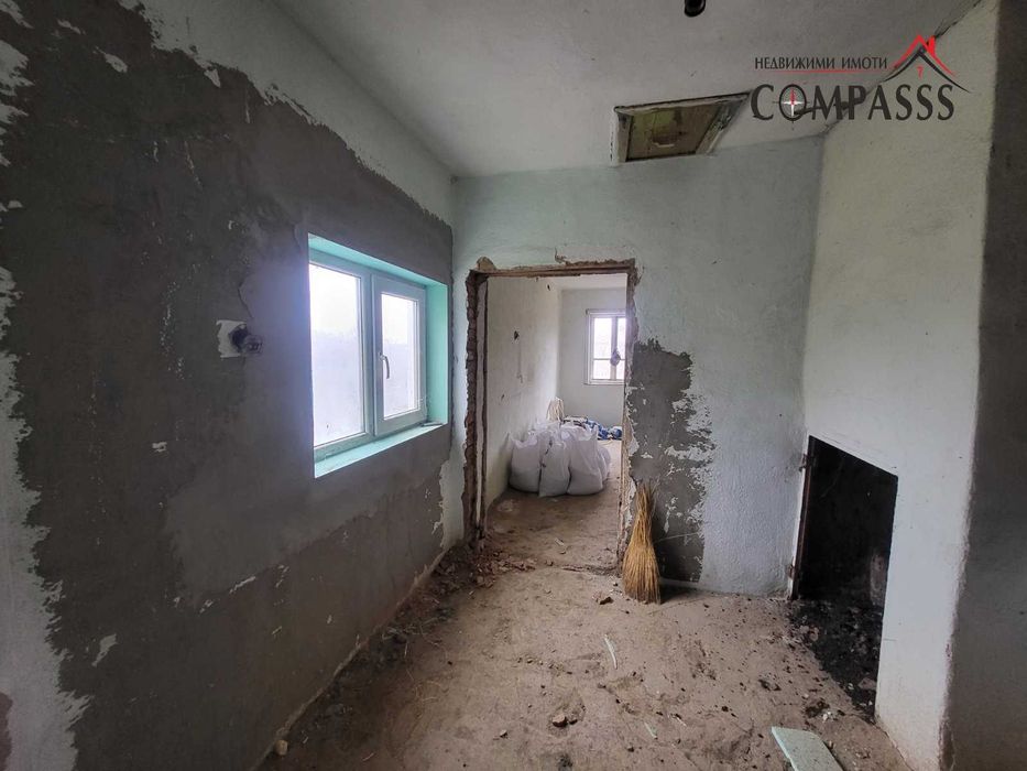 с. Смолница, обл. Добрич, къща с двор – 78000лева!