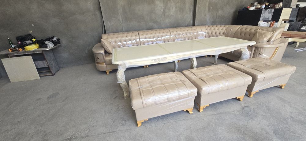 Янги фасундаги мехмонхона угалуклари