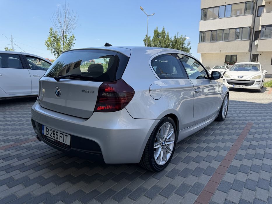 BMW 1 Series 2011 — imagine 3