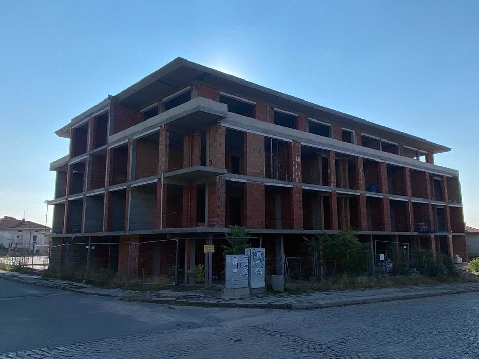 Продава се Двустаен апартамент в Карлово - 70 кв.м за 663 €/кв.м - Снимка #17