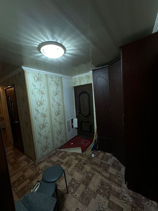 Продам квартиру 3 комнатную