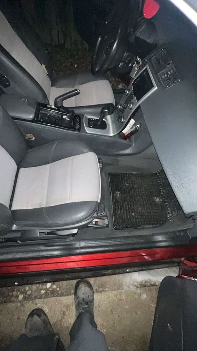 Volvo c30 2.4d 2008 sau dezmembrez la cerere cat mai mare !!!!!