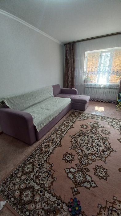 Продам диван угловой в хорошем состоянии