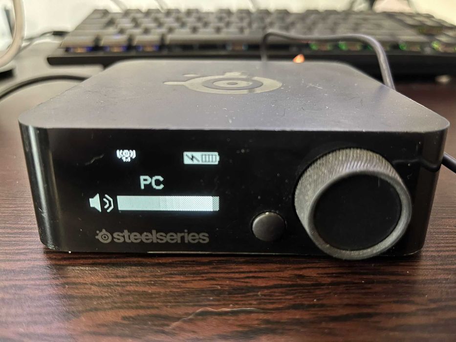 SteelSeries Arctis Pro Wireless Transmitter + baterie originală