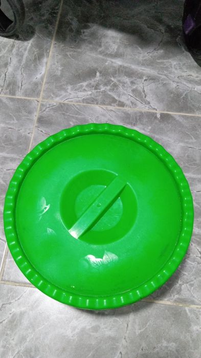 Продам тазик пластмасс