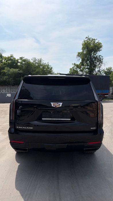 В наличии новый Cadillac Escalade Sport Platinum 2026/2026