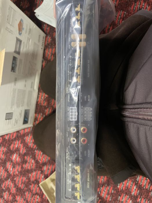 Usilitel SONY XM-N1004