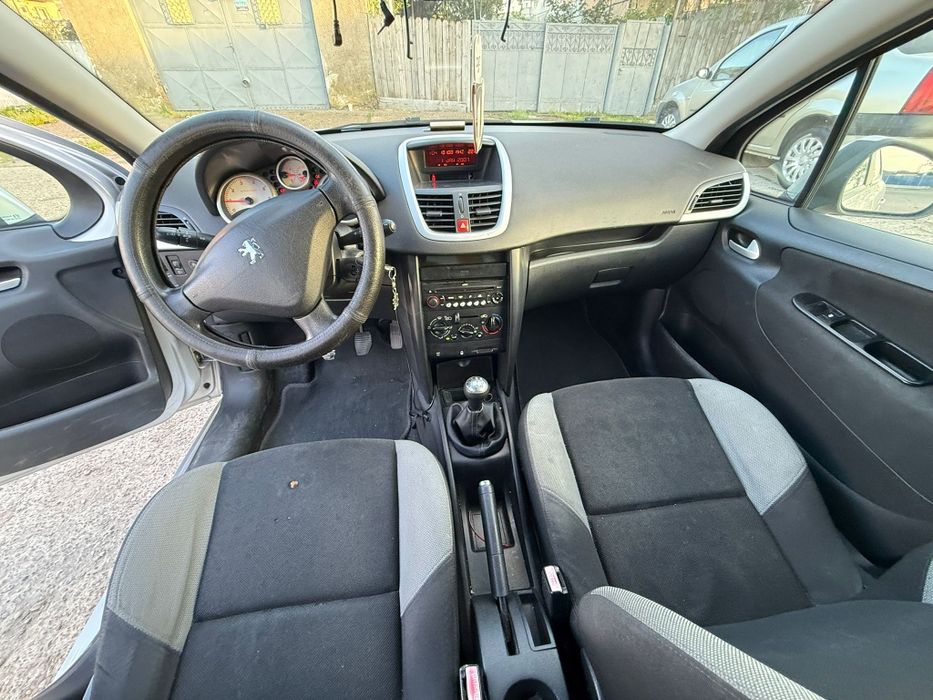 Peugeot 207 Facelift 2010 GPL
