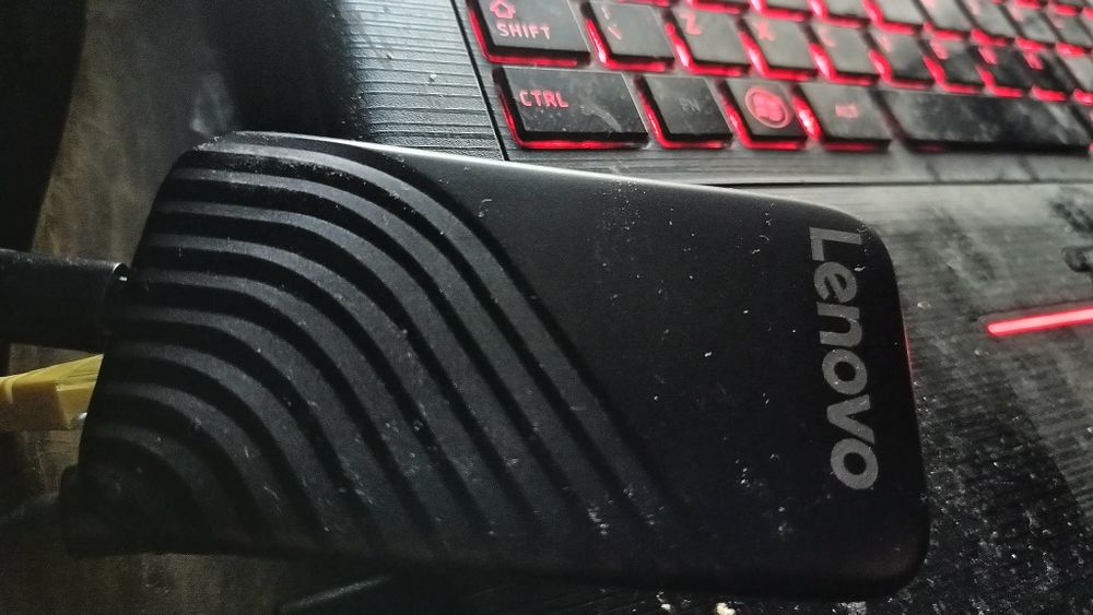 SSD Lenovo 2TB Memorie