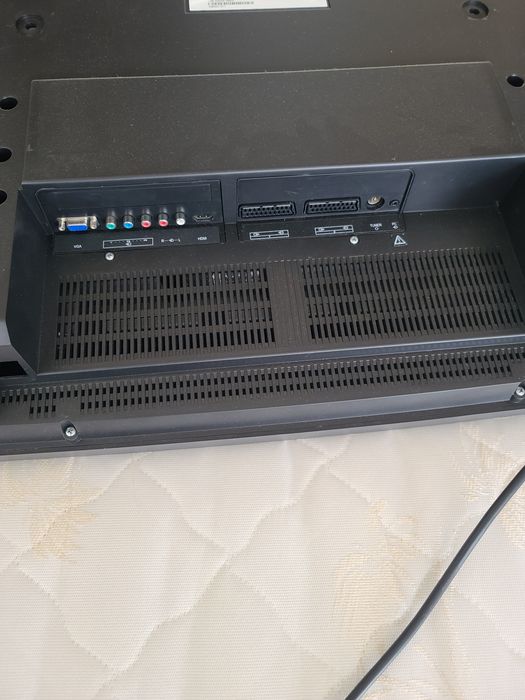 Продавам телевизор за ремонт