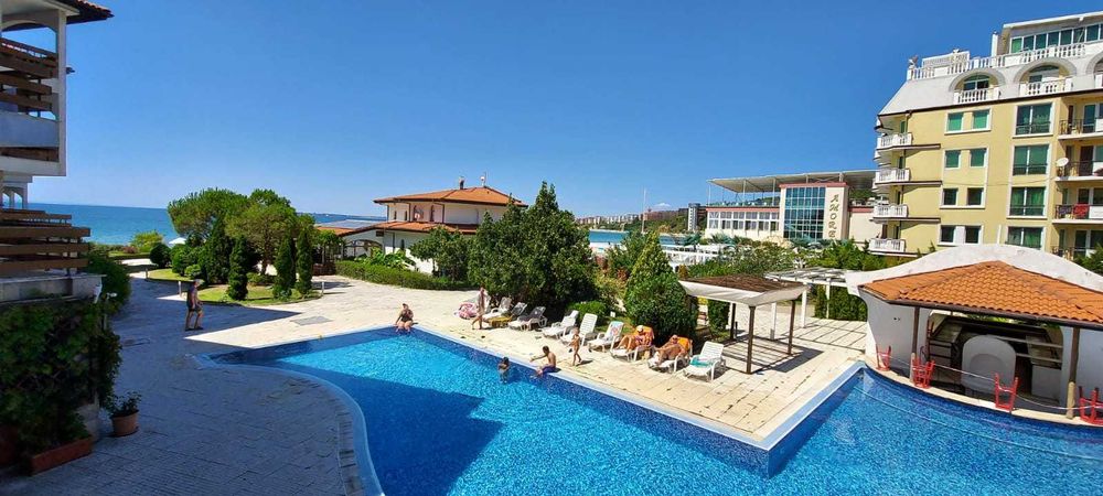 Продава се Тристаен апартамент в к.к. Елените - 87 кв.м за 1483 €/кв.м - Снимка #11