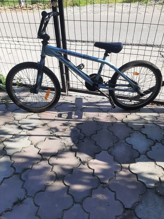 Bicicleta BMX roti 20